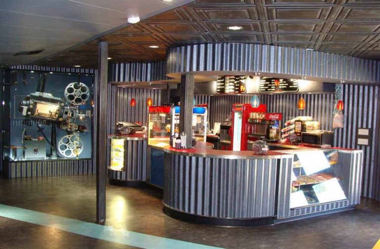 Home Newport Roxy Theater